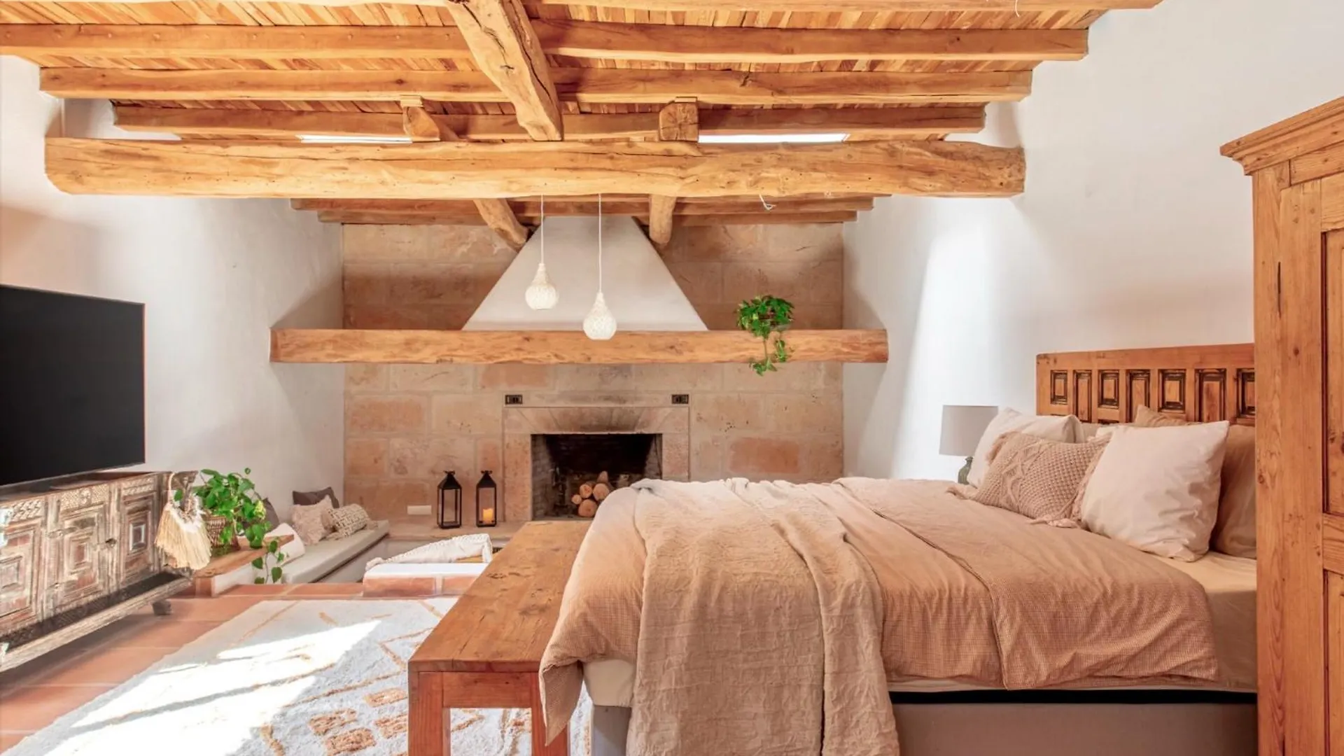 Villa Sa Tanca Ibiza Located Puig D'En Vall, 6B , Pool , Tennis Montecristo