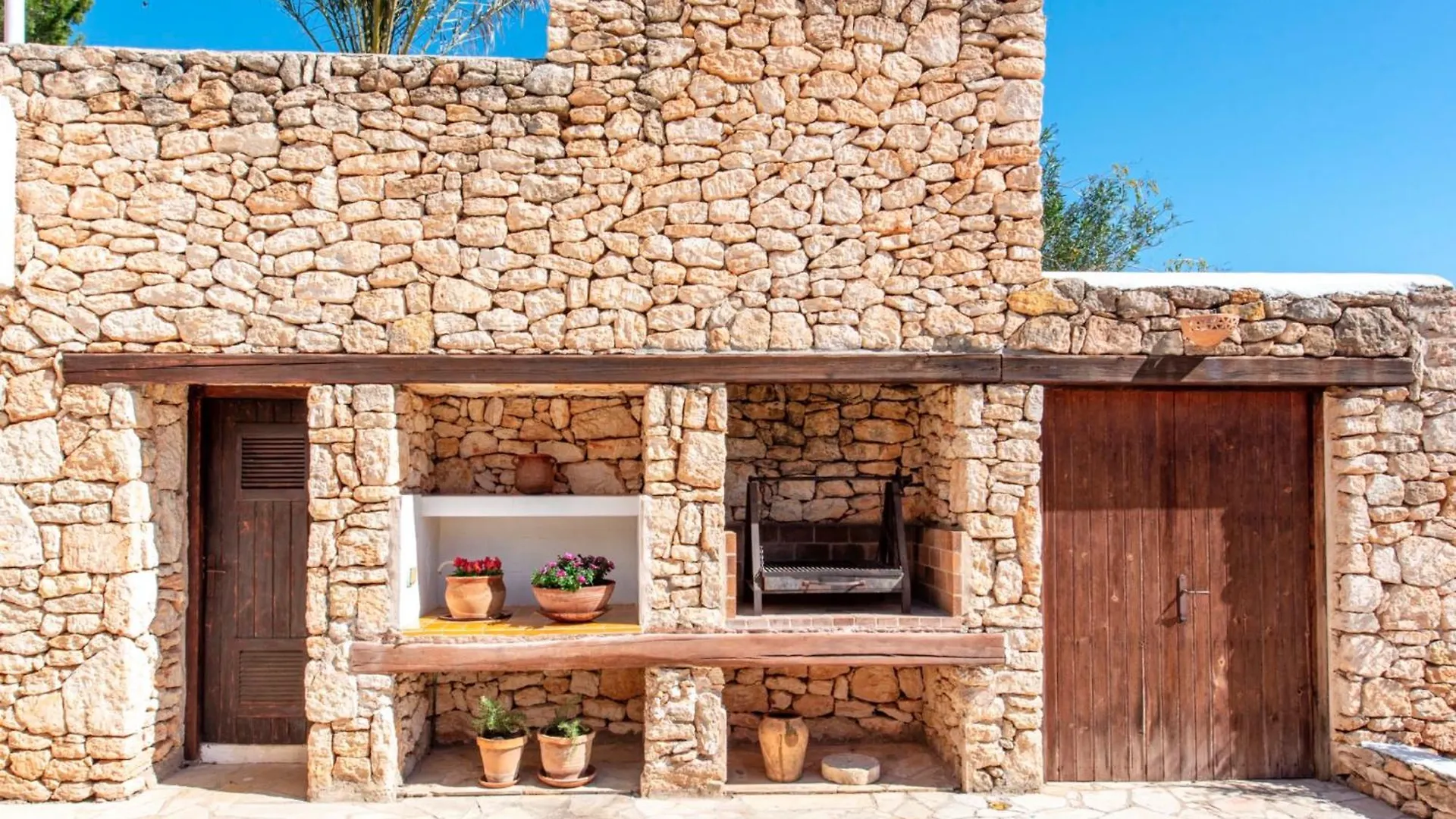 Villa Sa Tanca Ibiza Located Puig D'En Vall, 6B , Pool , Tennis Montecristo Spain